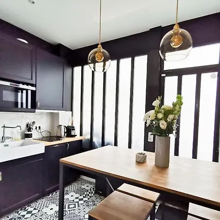 Renove Avec Espace De Travail Suresnes