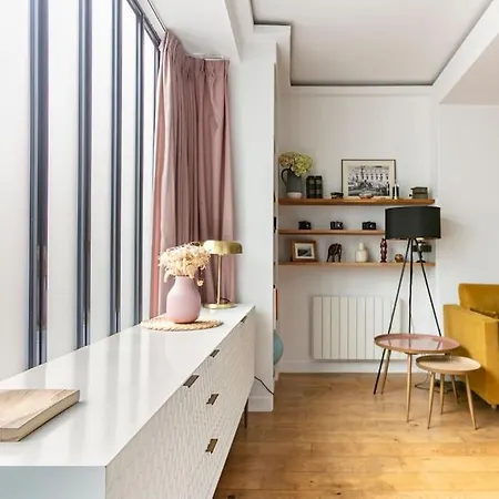 Rénové Avec Espace De Travail Suresnes