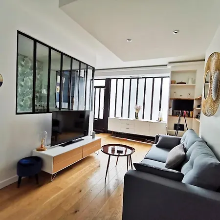 Rénové Avec Espace De Travail Apartamento *